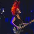 Morreu Jennifer Finch, baixista das L7
