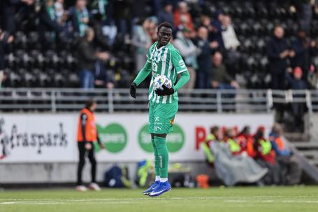 Niang apontou seis golos esta época