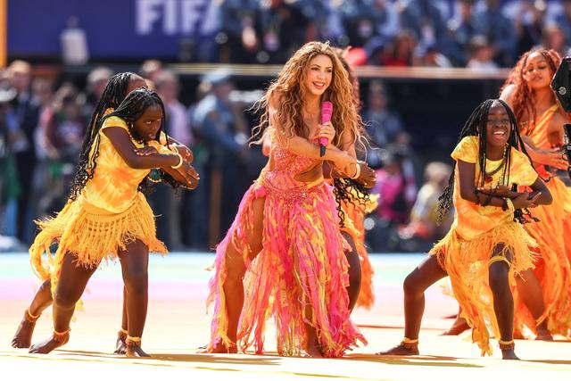 Shakira em destaque na chuva de estrelas na final do Mundial
