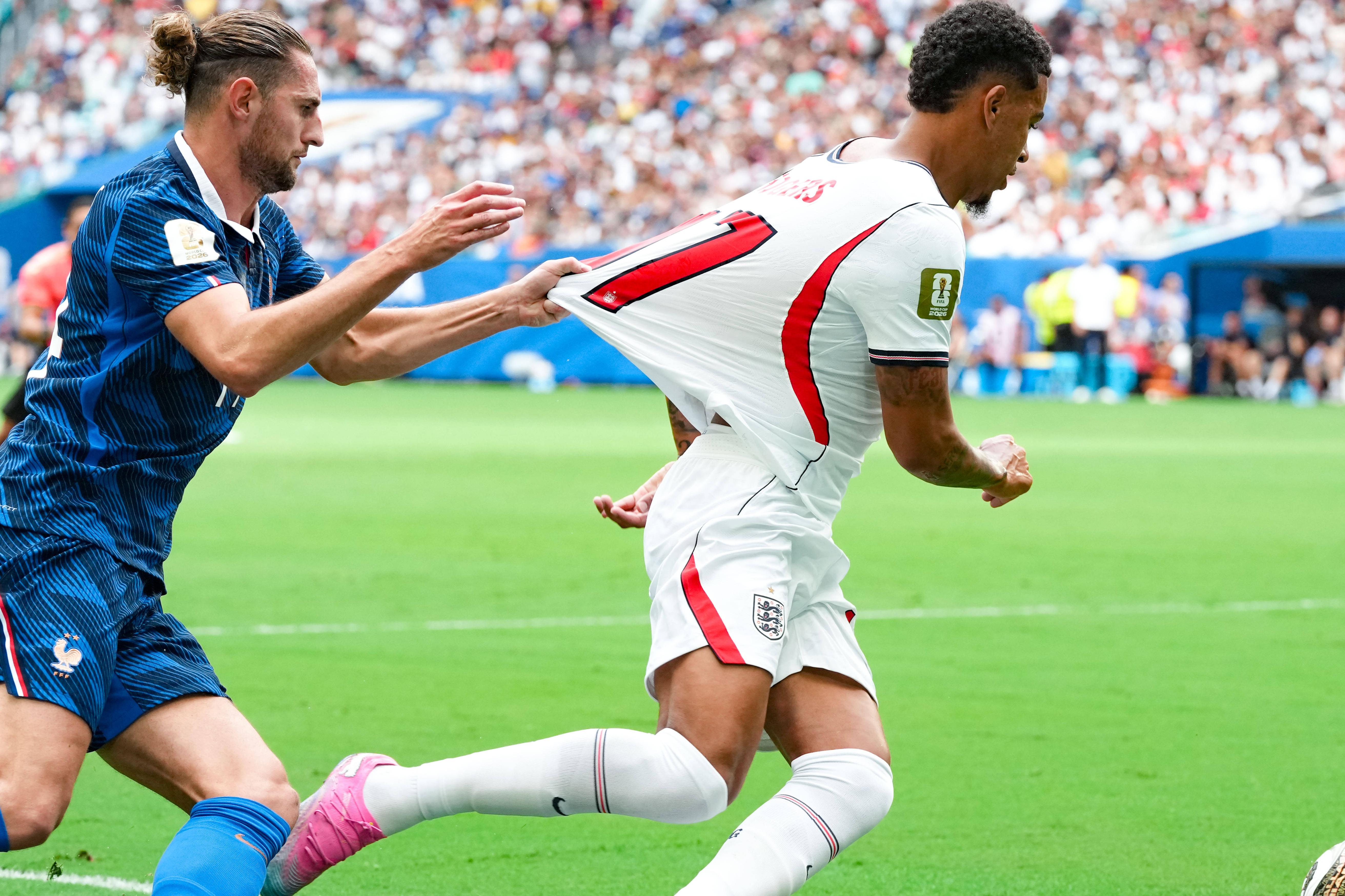 Rabiot no jogo com a Inglaterra