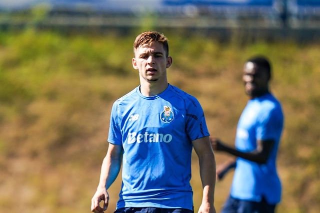 O vídeo de Francisco Conceição no treino