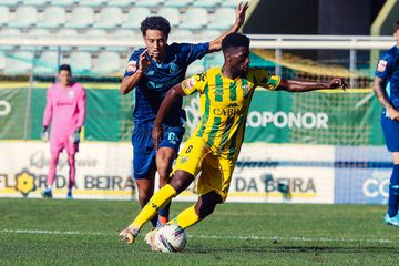 Tondela recebe Felgueiras em Coimbra