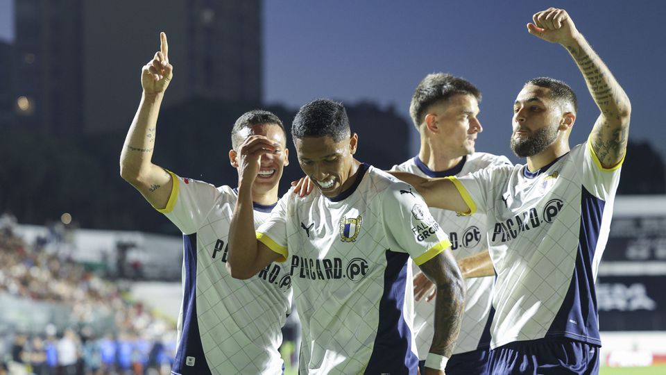 Destaques do Famalicão: Gustavo Sá provocou um grande Sorriso