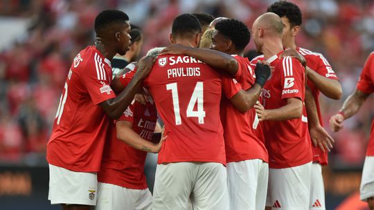 Benfica-Estrela da Amadora: águias proibidas de perder mais terreno para o pelotão da frente