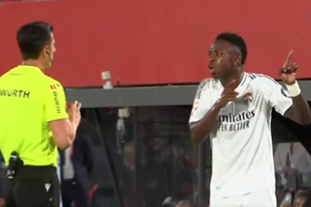Vinícius Jr. lembra regra ao árbitro: «Não posso falar contigo» (vídeo)