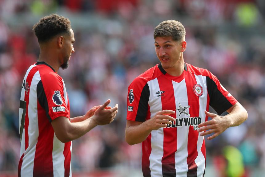 Vitaly Janelt e Kevin Schade são colegas no Brentford