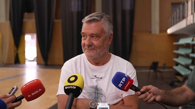«É o único país da Europa sem pavilhões com ar condicionado»