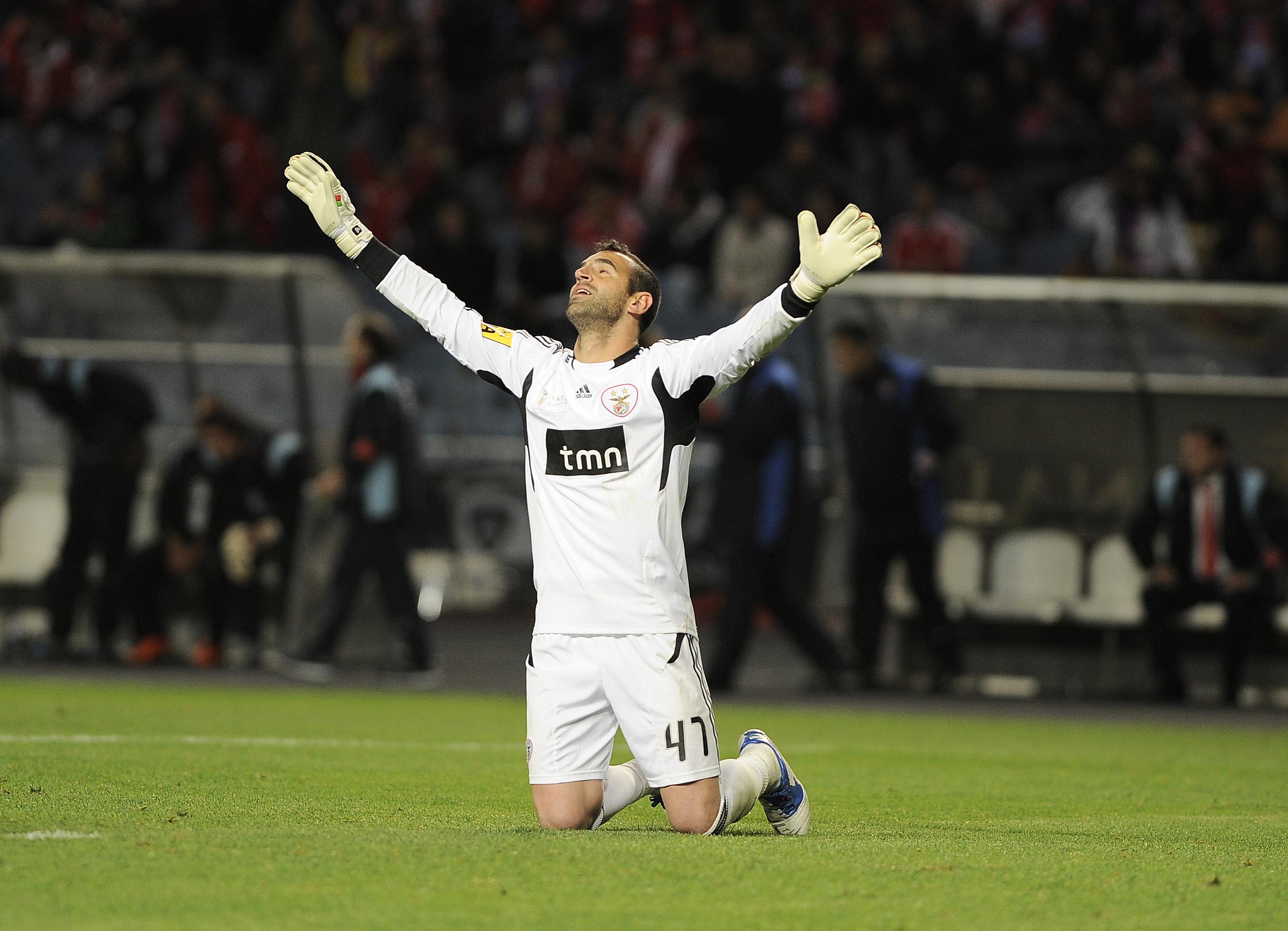 O guarda-redes internacional português Eduardo jogou uma época (2011/2012) no Benfica por empréstimo do Génova - Foto: A BOLA
