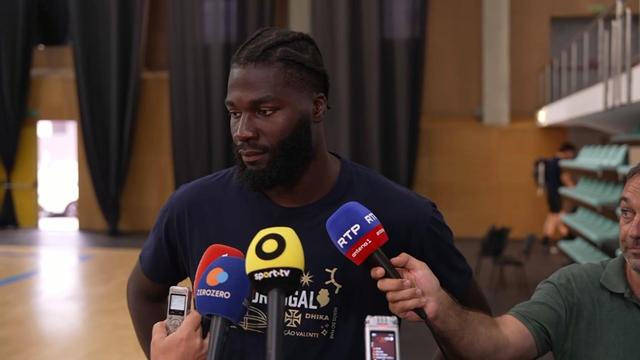 Neemias Queta no regresso à Seleção e antes de defrontar o colega dos Celtics
