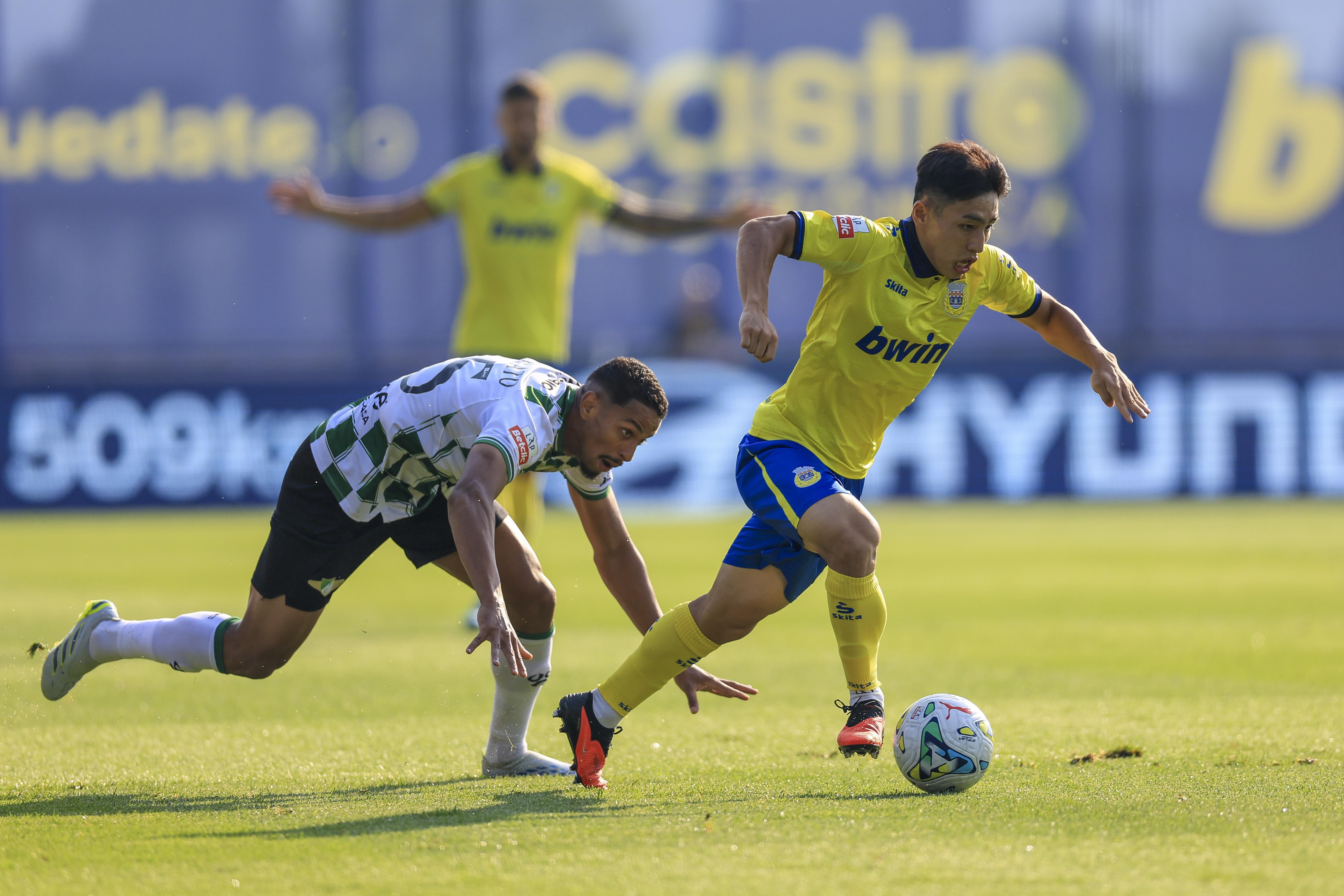 3.º - Arouca-Moreirense, Estádio Municipal de Arouca (60:25) - Foto: José Coelho/Lusa