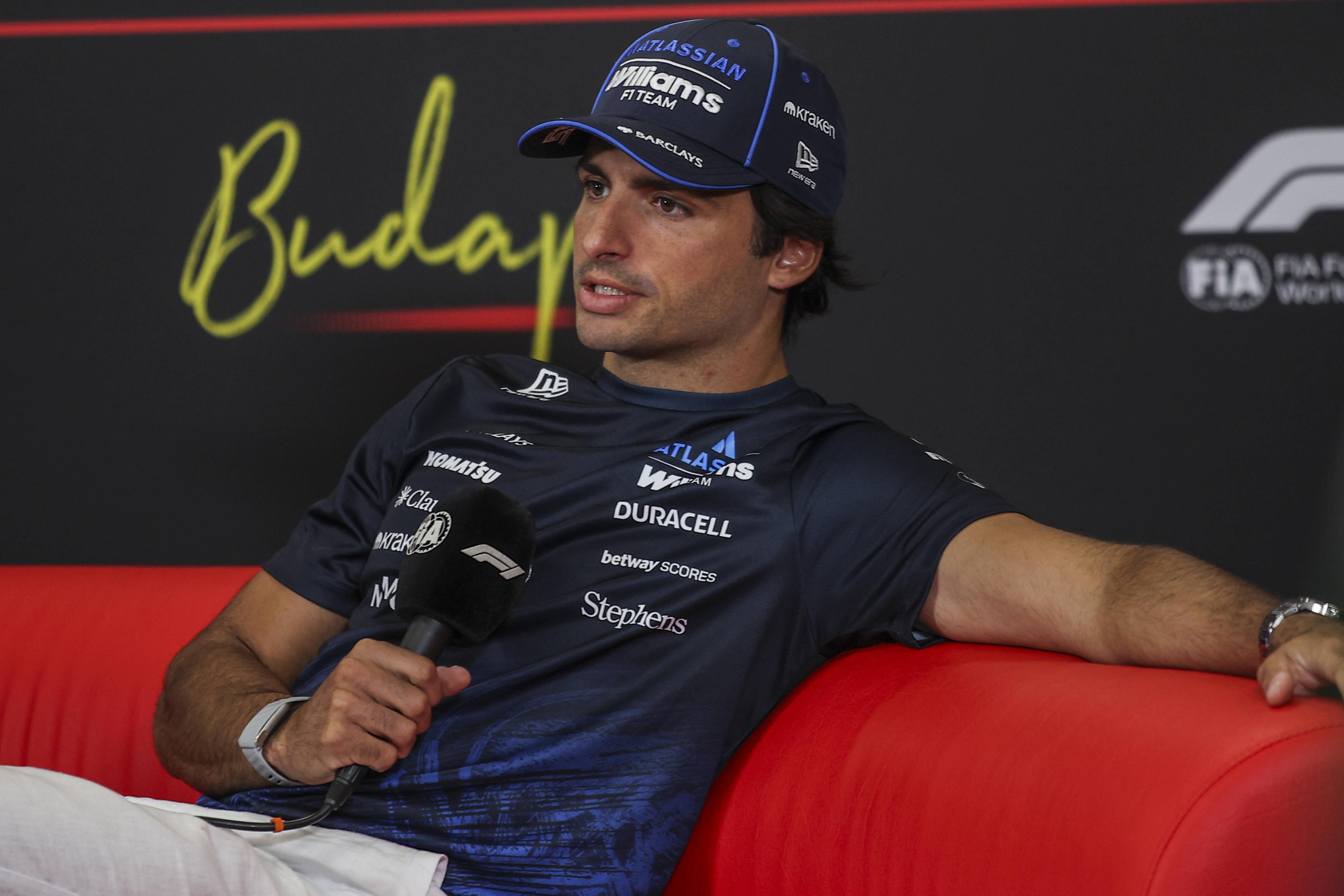 O piloto espanhol Carlos Sainz, 31 anos, vai continuar na Williams. IMAGO