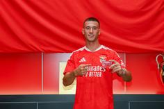 Alessandro Circati é o 23.º jogador que o Benfica recruta, neste século, no futebol italiano - Foto: Benfica