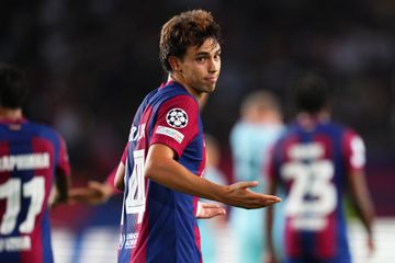 'Novo' João Félix leva Barcelona às costas para a goleada diante do Antuérpia