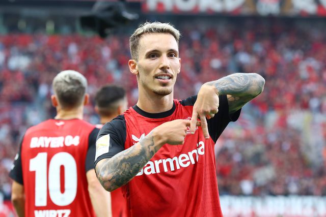 Vídeo: Grimaldo, no sítio certo, faz o segundo do Leverkusen em Roterdão