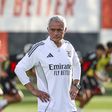 Mourinho mete o dedo no Benfica