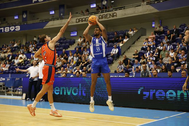 Dragões na luta pela Champions