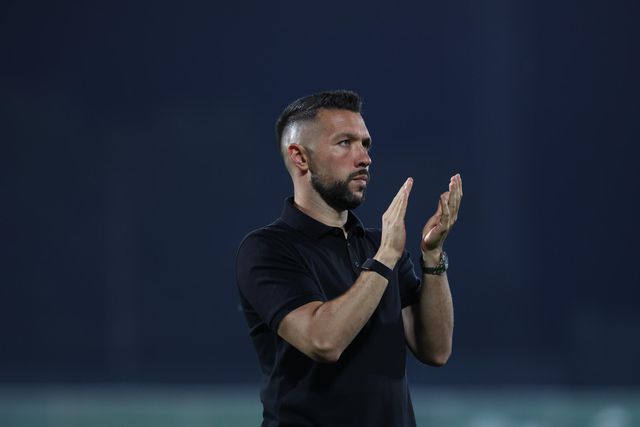 Farioli: «Gosto de música clássica, mas amanhã vai haver 'rock and roll'»