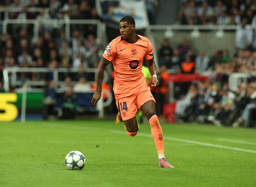 Flick justiceiro! Rashford banido por atraso