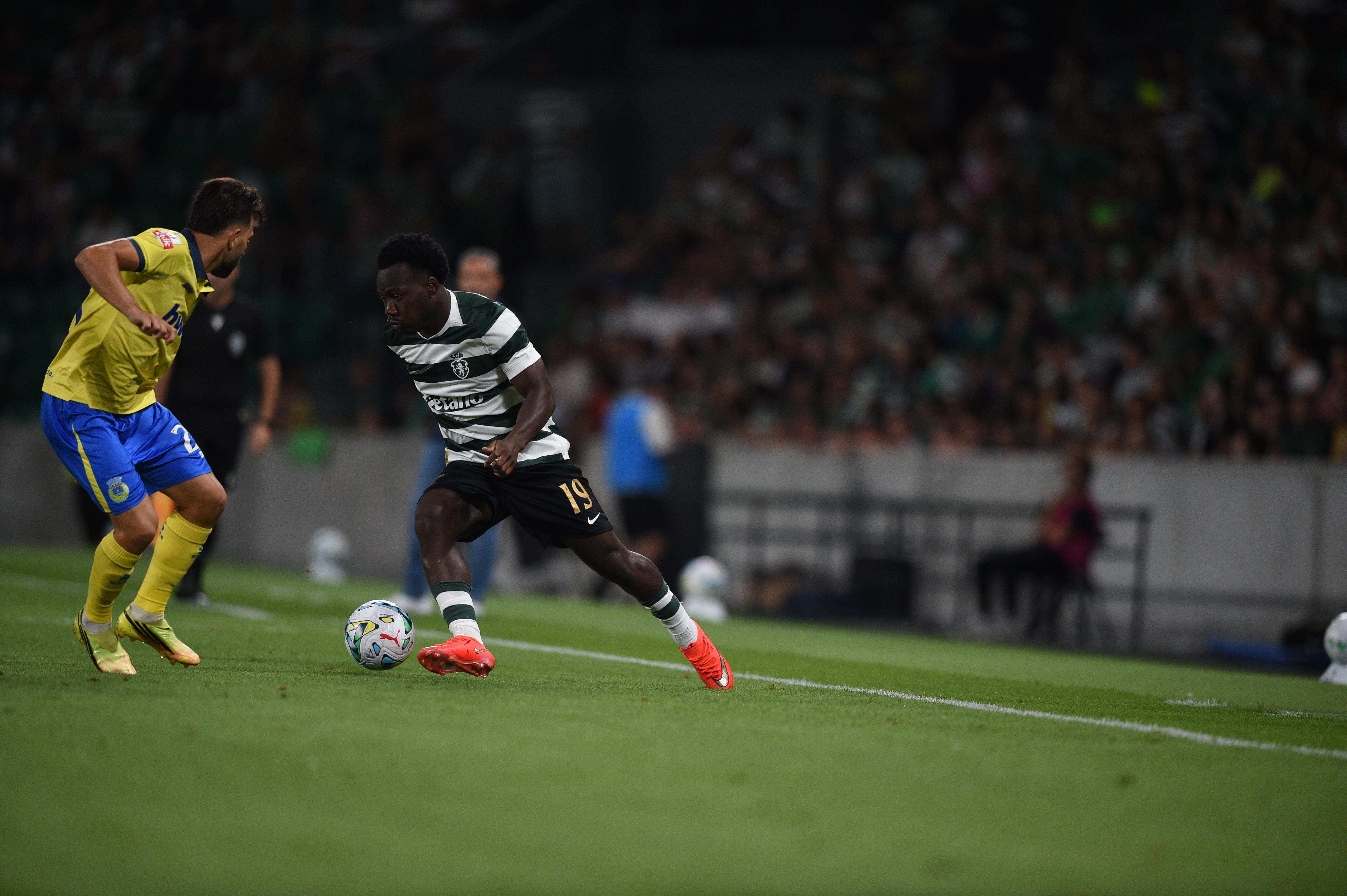 Irankunda estreou-se a titular no Sporting - Foto: Sérgio Miguel Santos