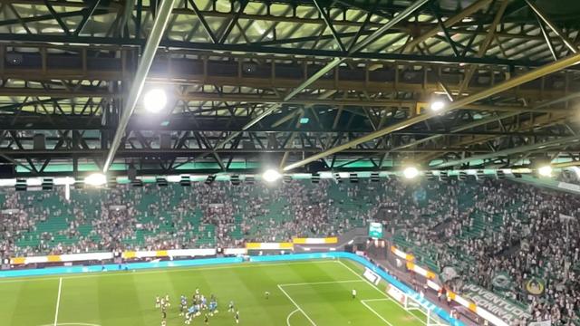 Crise no Sporting? Assobios e lenços brancos após empate contra o Arouca
