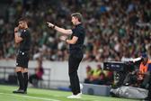 Vasco Seabra a dar indicações no Sporting-Arouca - Foto: Sérgio Miguel Santos