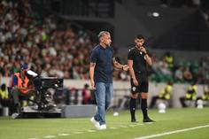 Rui Borges dividiu o empate do Sporting frente ao Arouca (2-2) em dois momentos distintos, separados pela expulsão de Debast. Foto: Sérgio Miguel Santos