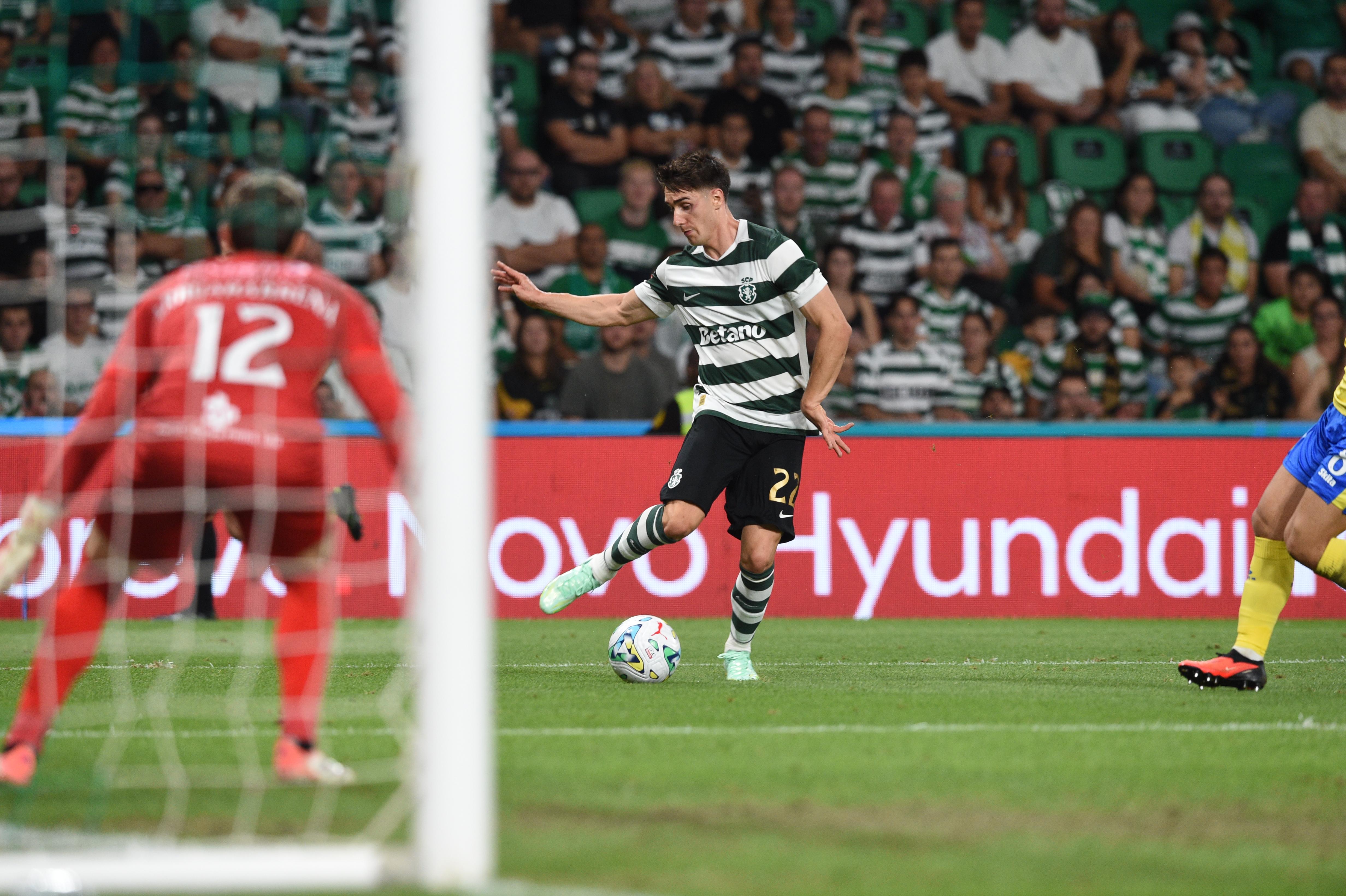 Fresneda assistiu Suárez no Sporting-Arouca - Foto: Sérgio Miguel Santos