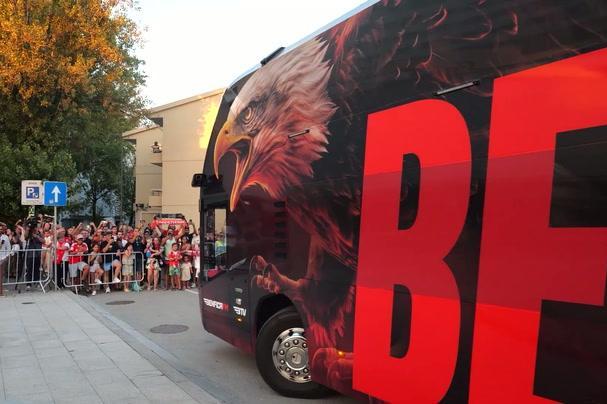 Equipa do Benfica contou com muito apoio em Gaia
