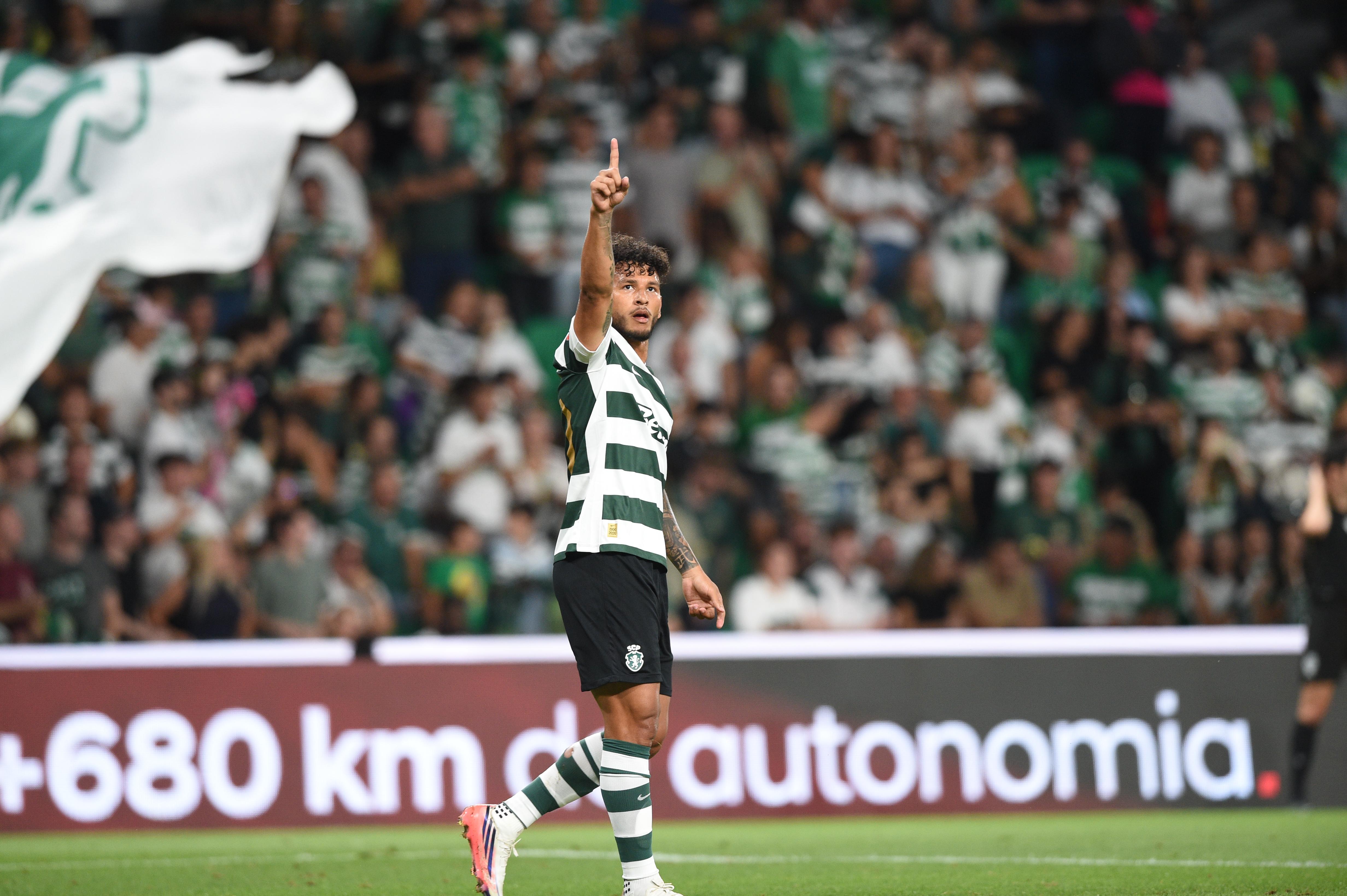 Luis Suárez fez o 2-0 do Sporting-Arouca - Foto: Sérgio Miguel Santos