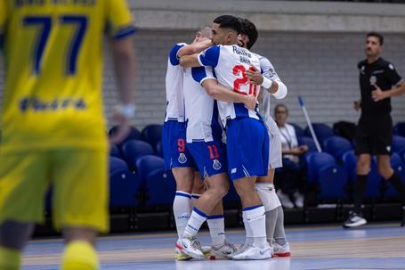 Futsal do FC Porto goleou na estreia — Foto: FC Porto