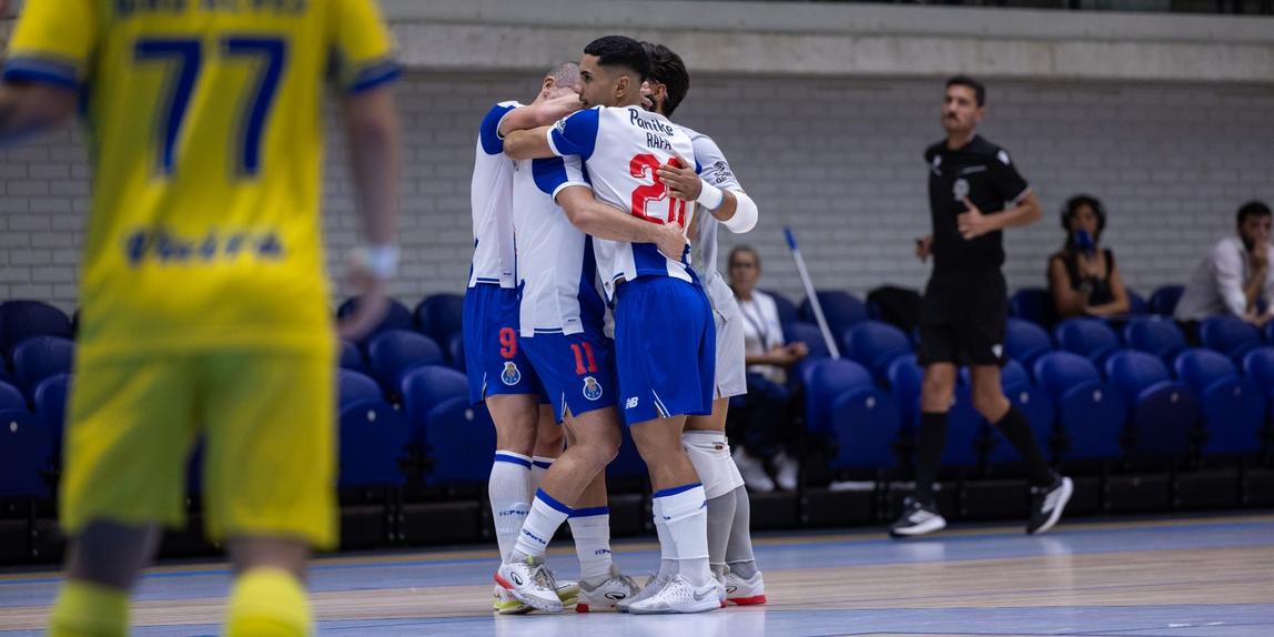 Futsal do FC Porto goleou na estreia — Foto: FC Porto