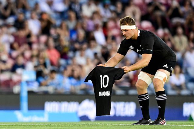 Seleção da Nova Zelândia relembra 'haka' dedicado a Maradona