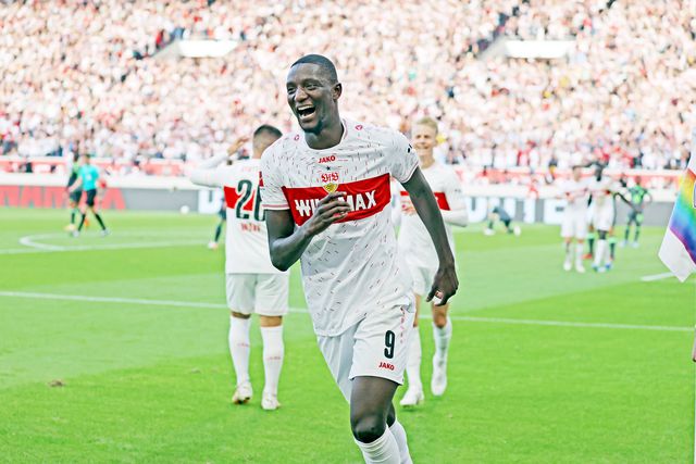 Homem-golo da Bundesliga vence prémio de melhor do mês