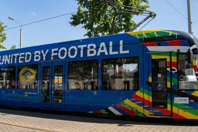 UEFA anuncia transportes públicos grátis para titulares de bilhetes para jogos do EURO 2024