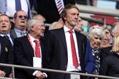 Alex Ferguson, antigo treinador do Manchester United, e Jim Ratcliffe, coproprietário dos 'red devils'