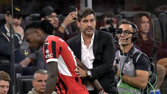 «Alta tensão»: italianos dizem que Rafael Leão quer sair do Milan