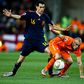 Sneijder arrasa Busquets: «Um bebé chorão»