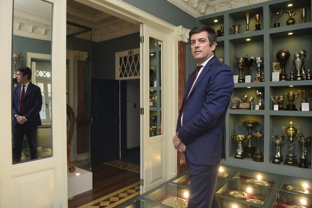 Começou contagem de espingardas com mira nas eleições para a FPF