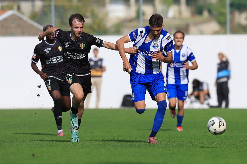 Mário Borges, filho de Rui Borges, durante o duelo entre Alpendorada e Estrela da Amadora - Foto: ESTELA SILVA/LUSA