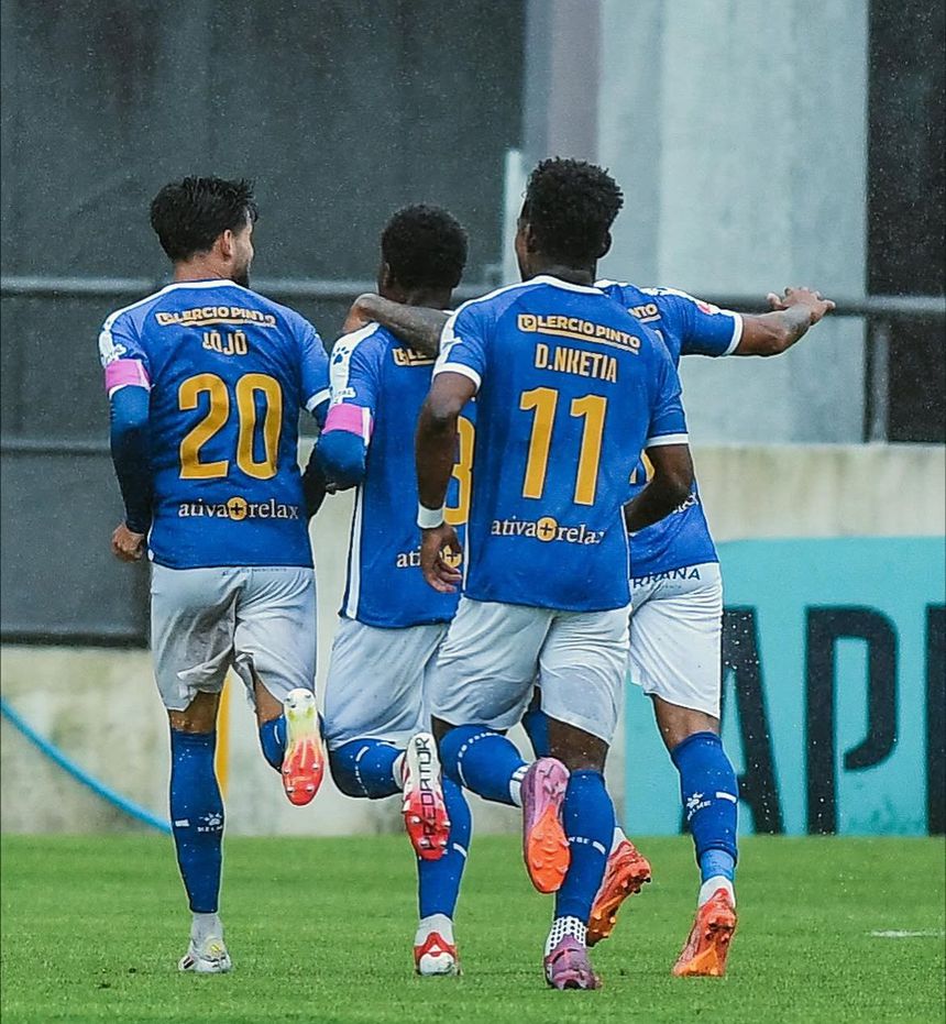 Feirense derrota Penafiel, em tarde chuvosa - Fotografia: Liga Portugal
