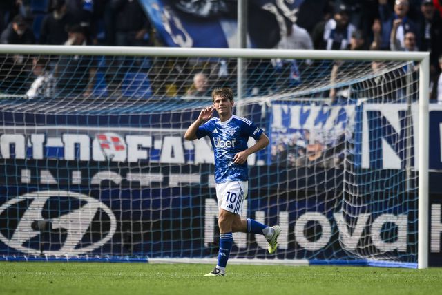 Nico Paz fez um golaço à Juventus na vitória do Como (2-0)