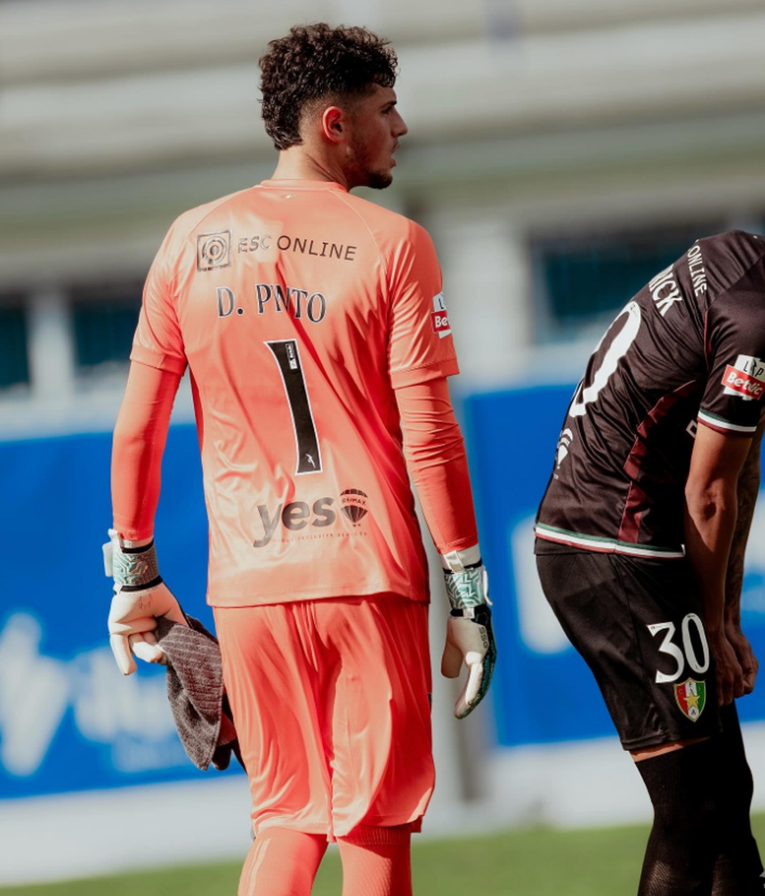 Internacional sub-21 português teve a primeira aparição pelos tricolores - Foto: Estrela da Amadora