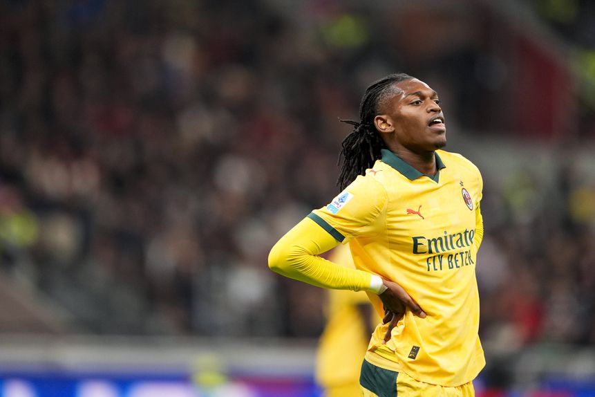 Rafael Leão estreou-se a marcar esta época na Serie A frente à Fiorentina