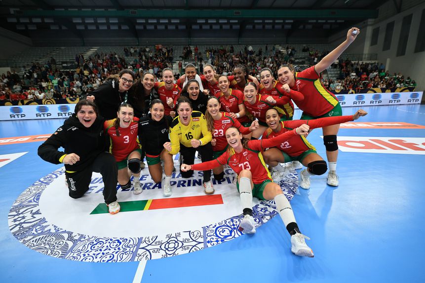 Seleção Nacional de andebol feminino derrotou a Islândia e continua na corrida ao Europeu 2026. Foto FAP
