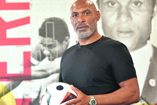 Hélder Cristóvão, treinador, em A BOLA