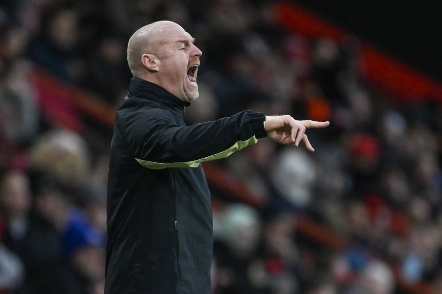 Sean Dyche, treinador do Everton, não treina desde janeiro deste ano
