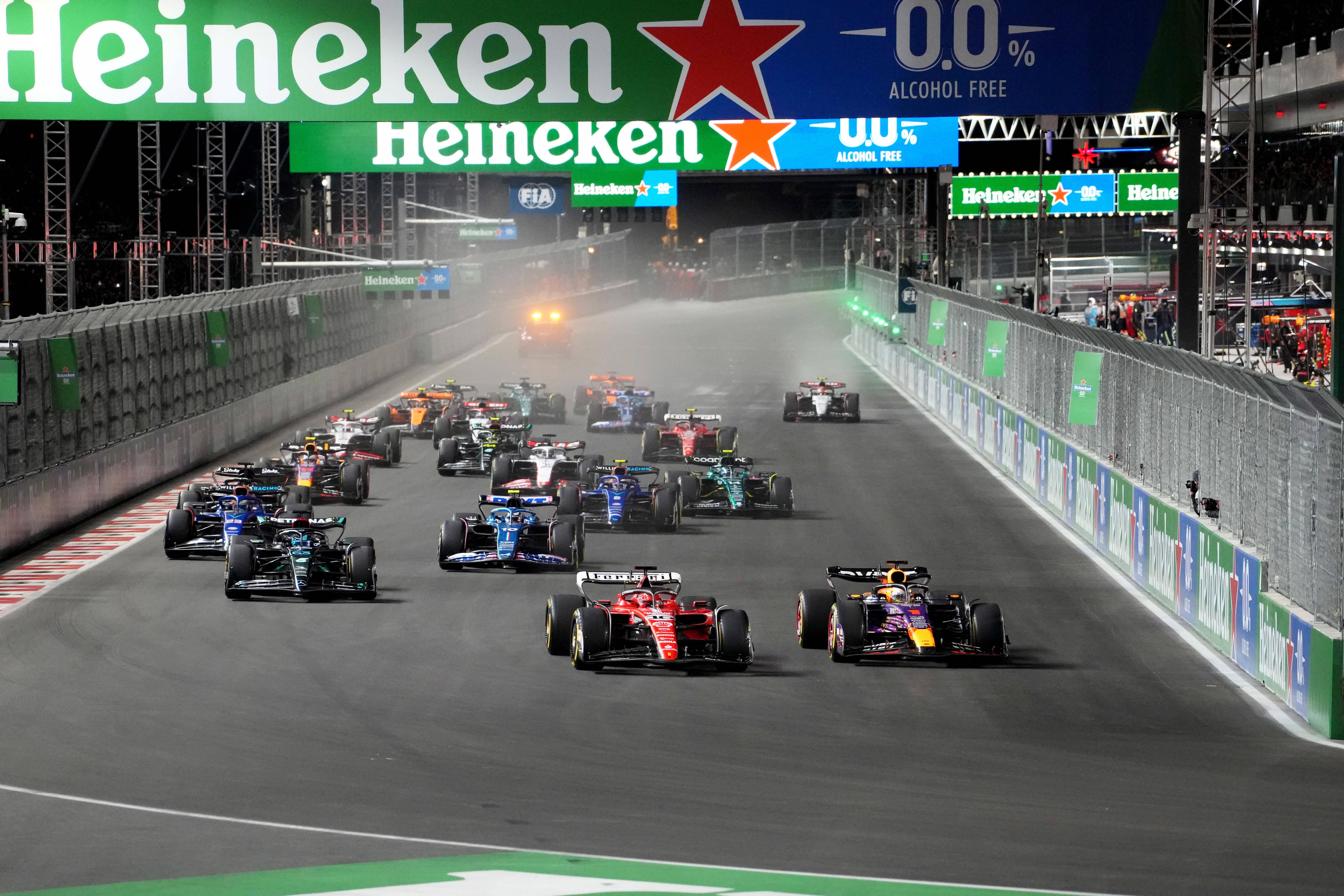 Corrida no circuito de Las Vegas é noturna - Foto: Motorsport Images/IMAGO