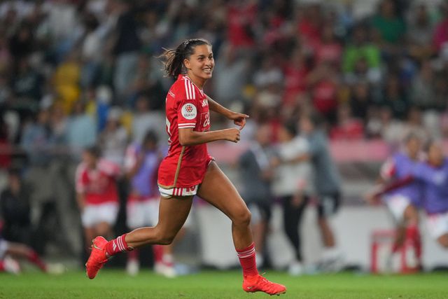 Kika estava feliz? Dancinha após a vitória do Benfica não engana (vídeo)
