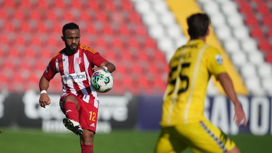 Nacional vence AVS e sobe à liderança da Liga 2