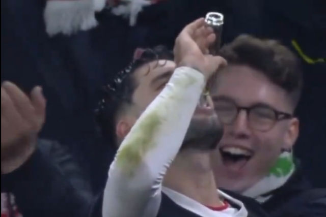 Vídeo: Szoboszlai bisou na vitória da Hungria e foi à bancada brindar